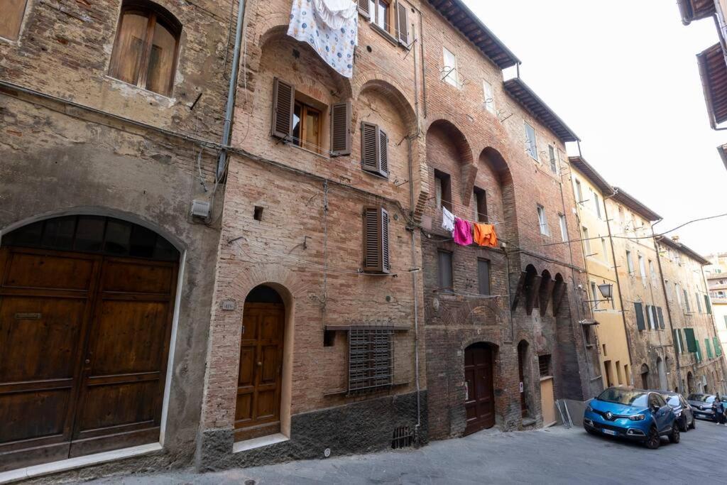 Casa Onda - Nel Cuore Della Contrada Siena Bagian luar foto